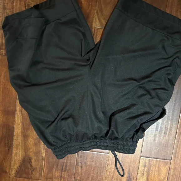 Nike shorts - Picture 3 of 3